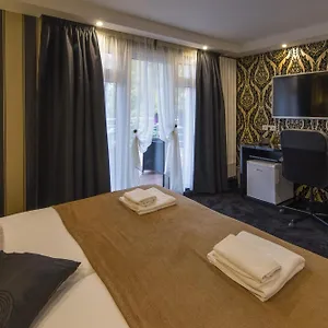 https://villa-monte-dana-amsterdam-airport-zwanenburg.zandvoort-hotels.com